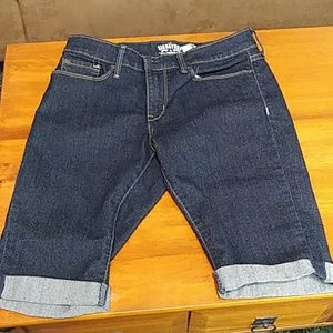 Levi jean Shorts